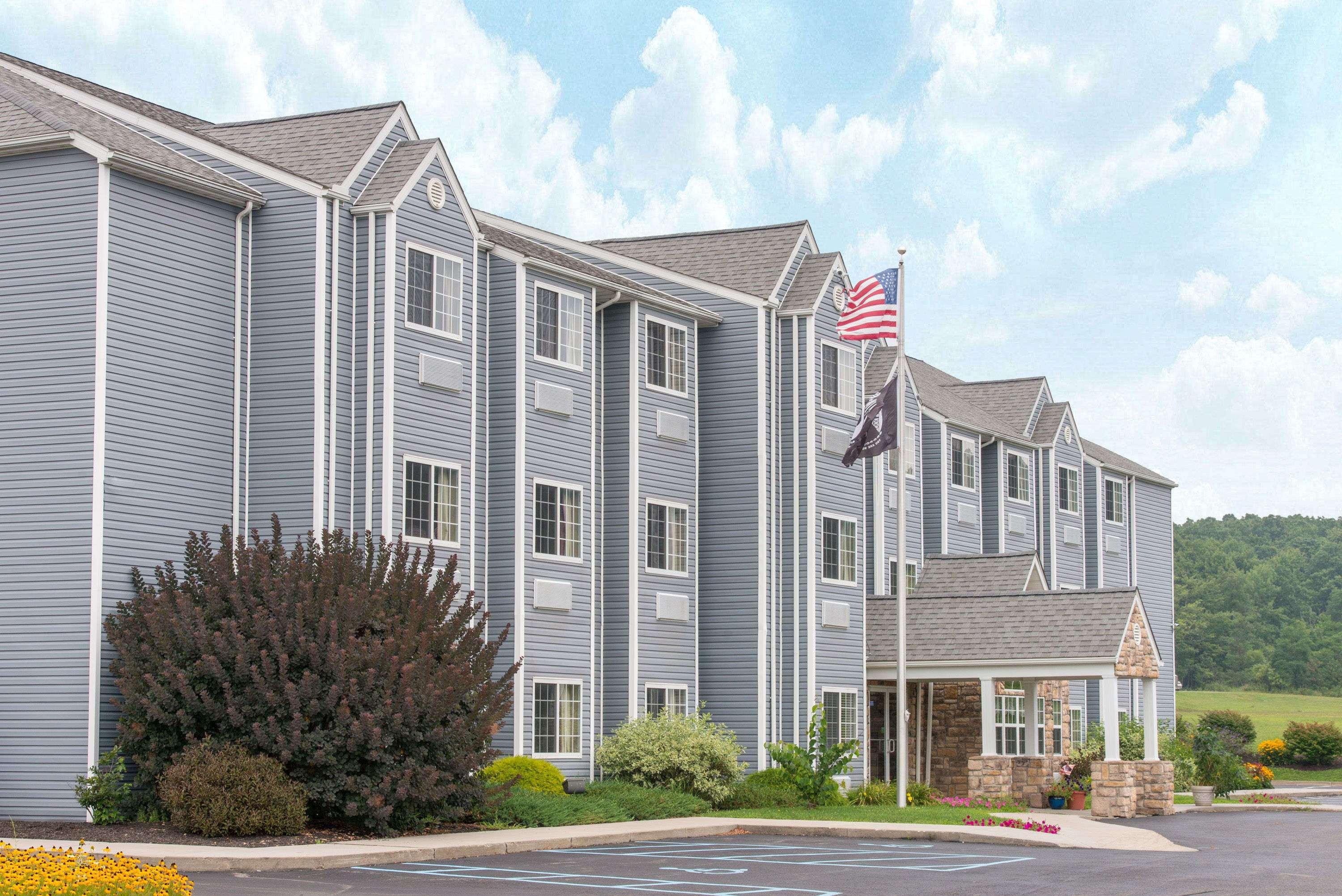 Microtel Inn & Suites By Wyndham Hazelton/Bruceton Mills Εξωτερικό φωτογραφία