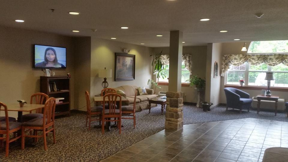 Microtel Inn & Suites By Wyndham Hazelton/Bruceton Mills Εξωτερικό φωτογραφία