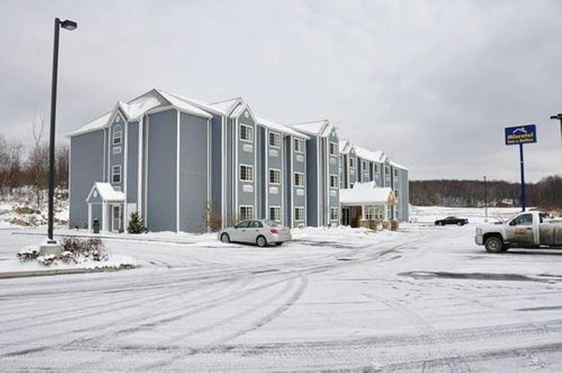 Microtel Inn & Suites By Wyndham Hazelton/Bruceton Mills Εξωτερικό φωτογραφία